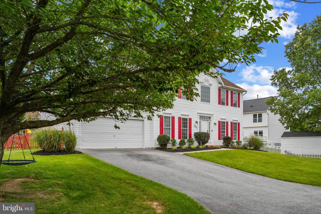 5987 Calvert