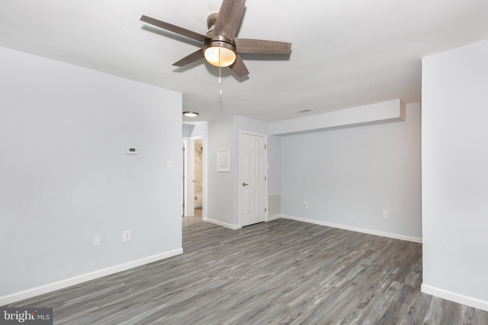 1003 SCARLET OAK COURT 1A