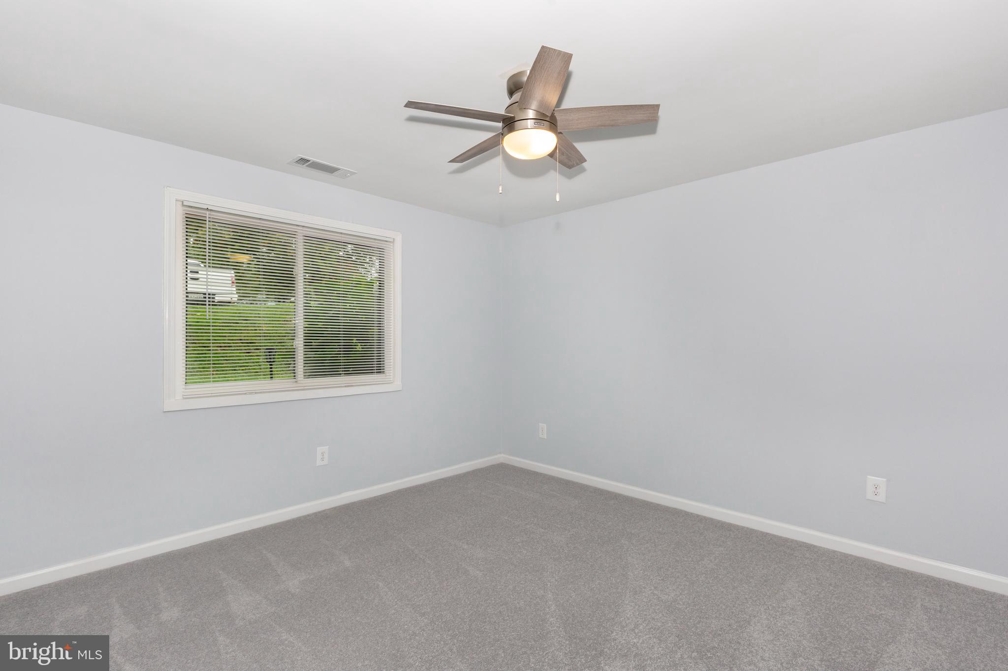 1003 SCARLET OAK COURT 1A