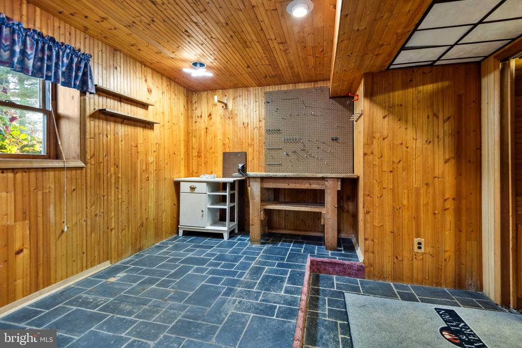3402 BLUEBERRY LANE