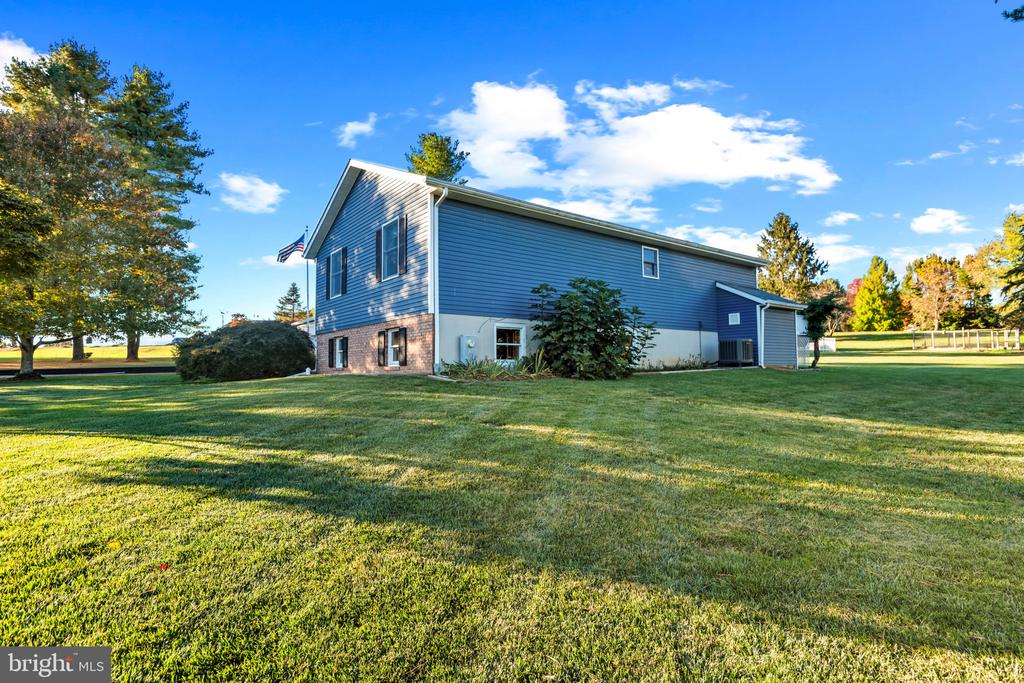 3402 BLUEBERRY LANE
