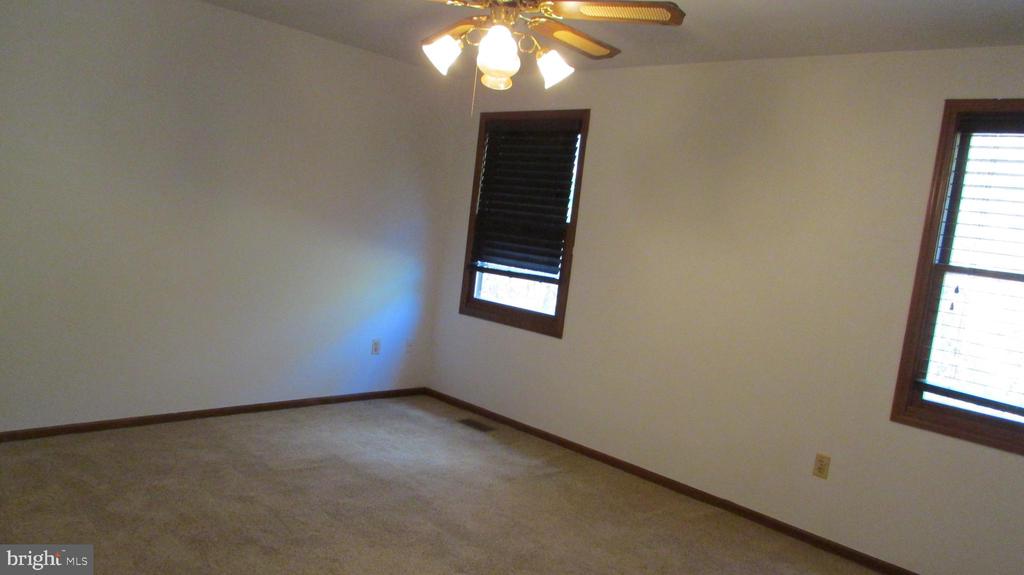 7139 TULIP COURT