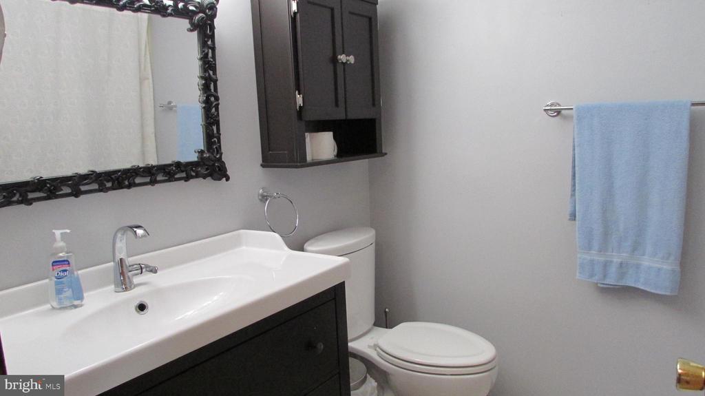 7139 TULIP COURT