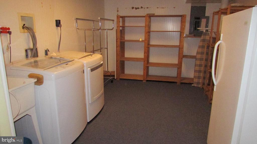 7139 TULIP COURT