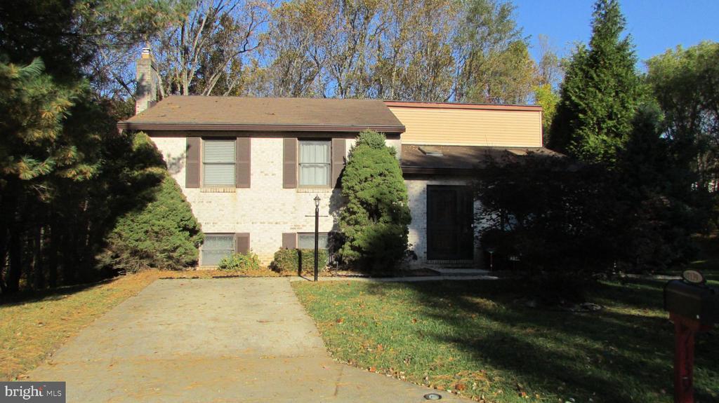 7139 TULIP COURT