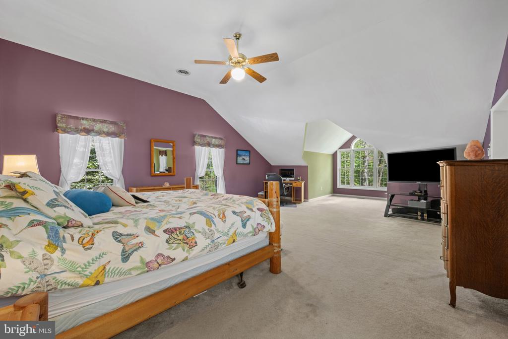 3070 HUGHES ROAD