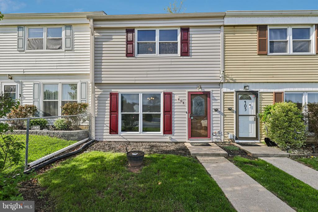 404 RED TULIP COURT