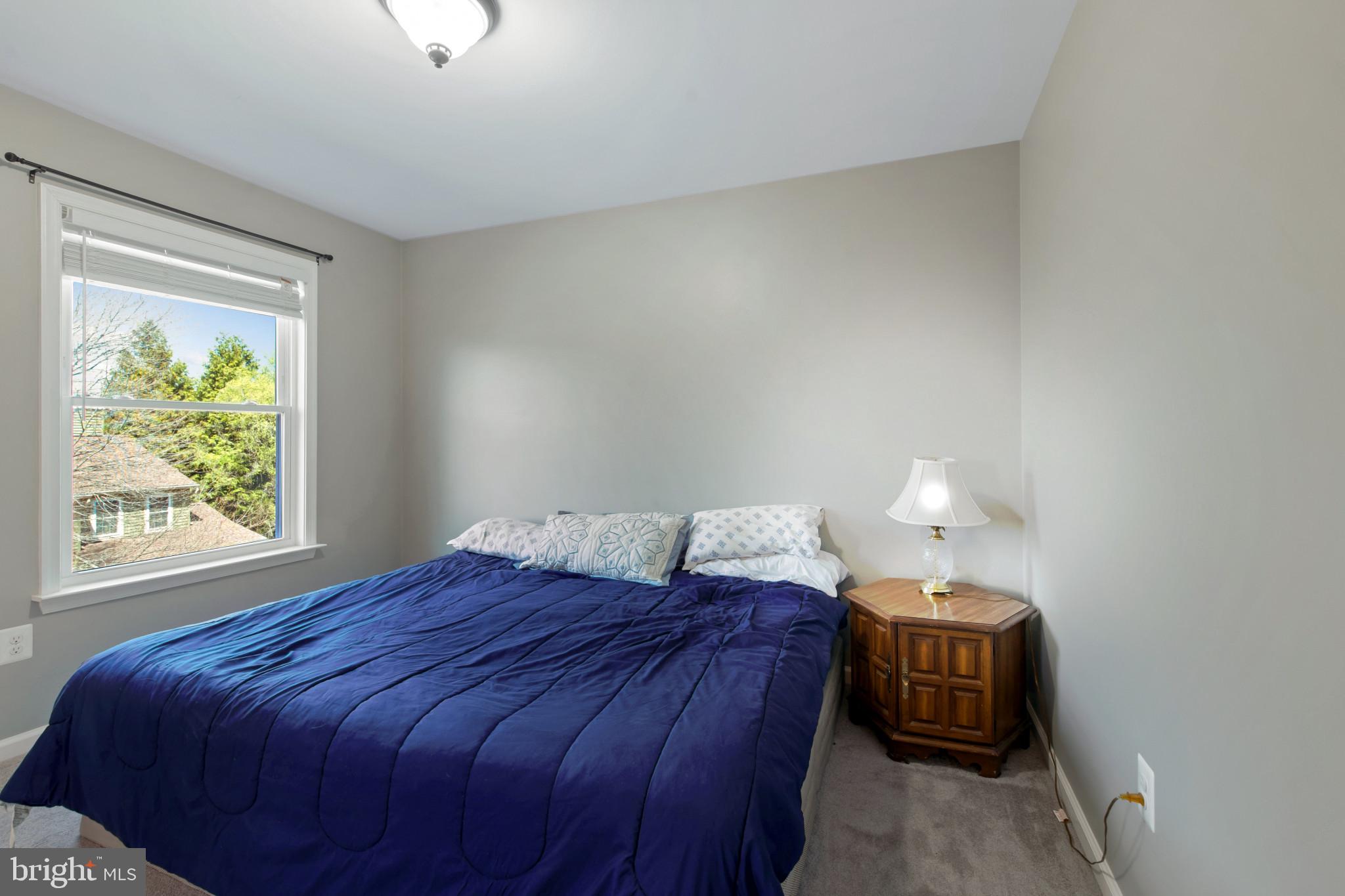 550 YELLOW LILY COURT