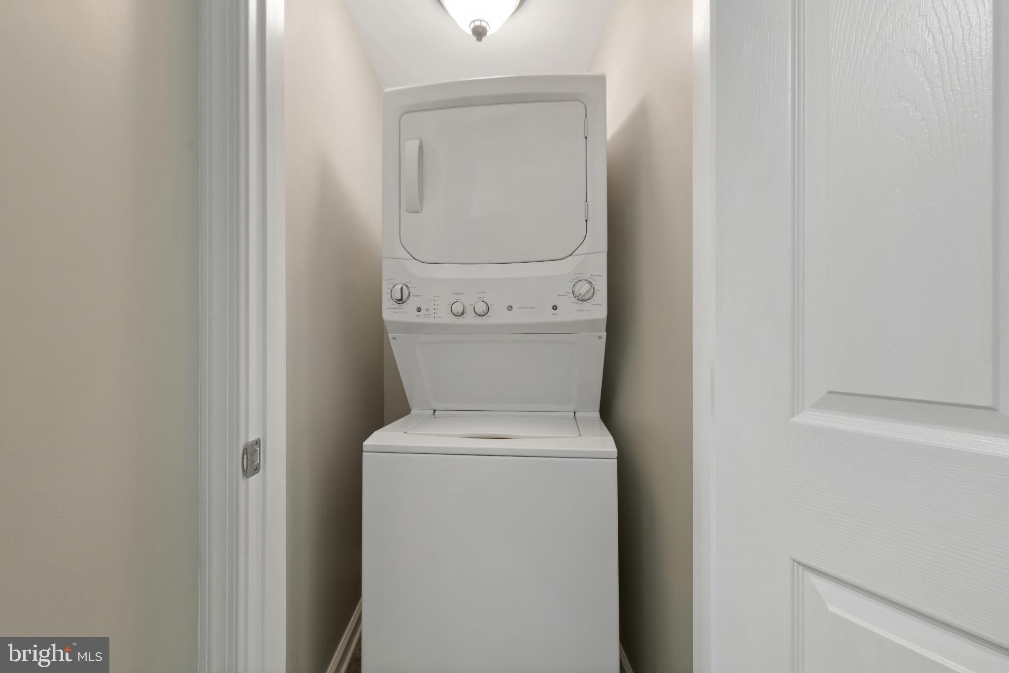 550 YELLOW LILY COURT