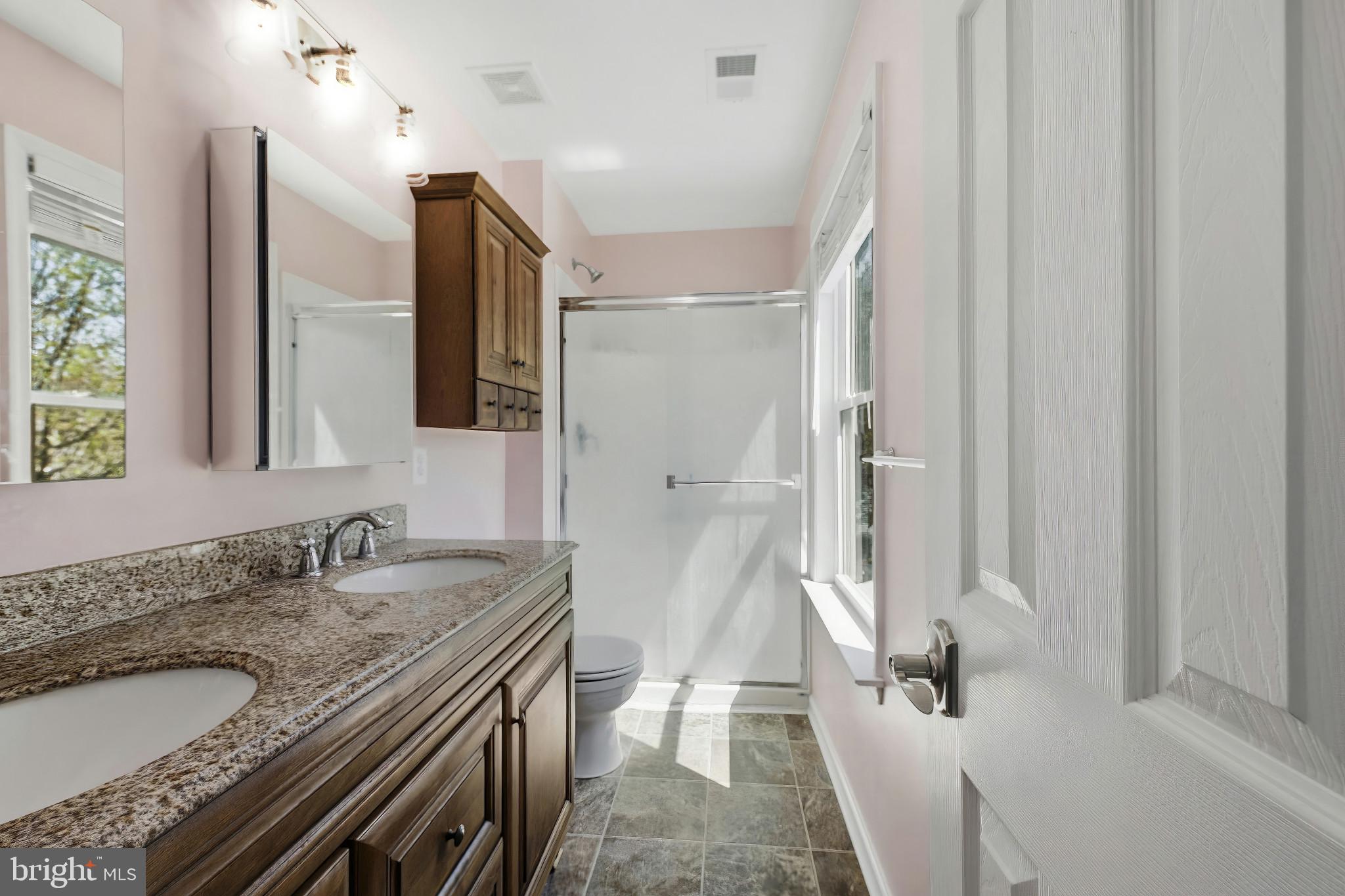 550 YELLOW LILY COURT