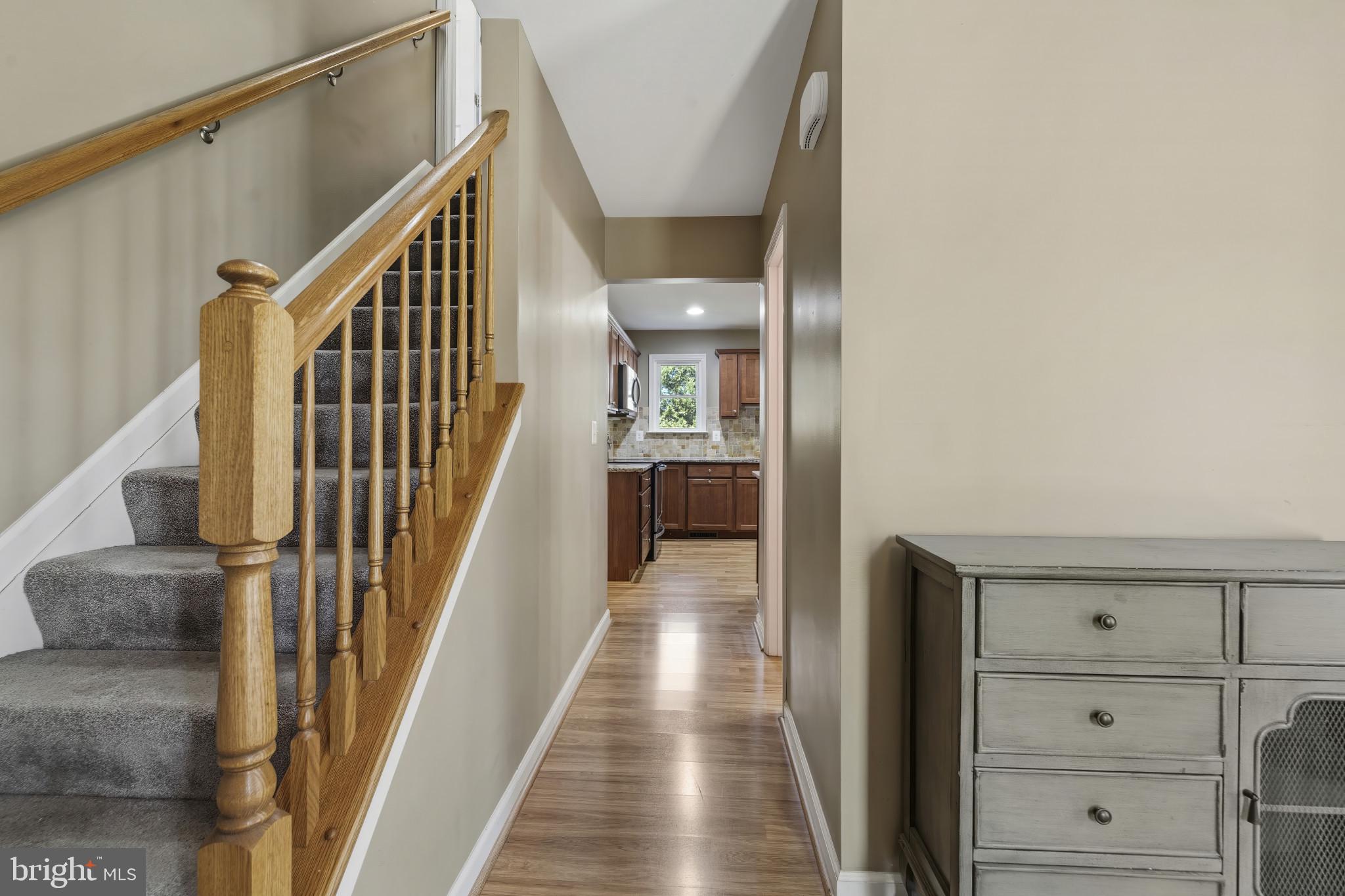 550 YELLOW LILY COURT