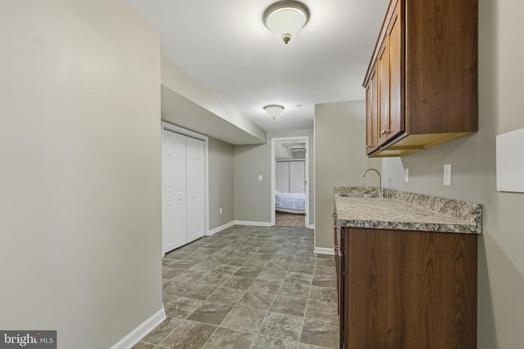 550 YELLOW LILY COURT