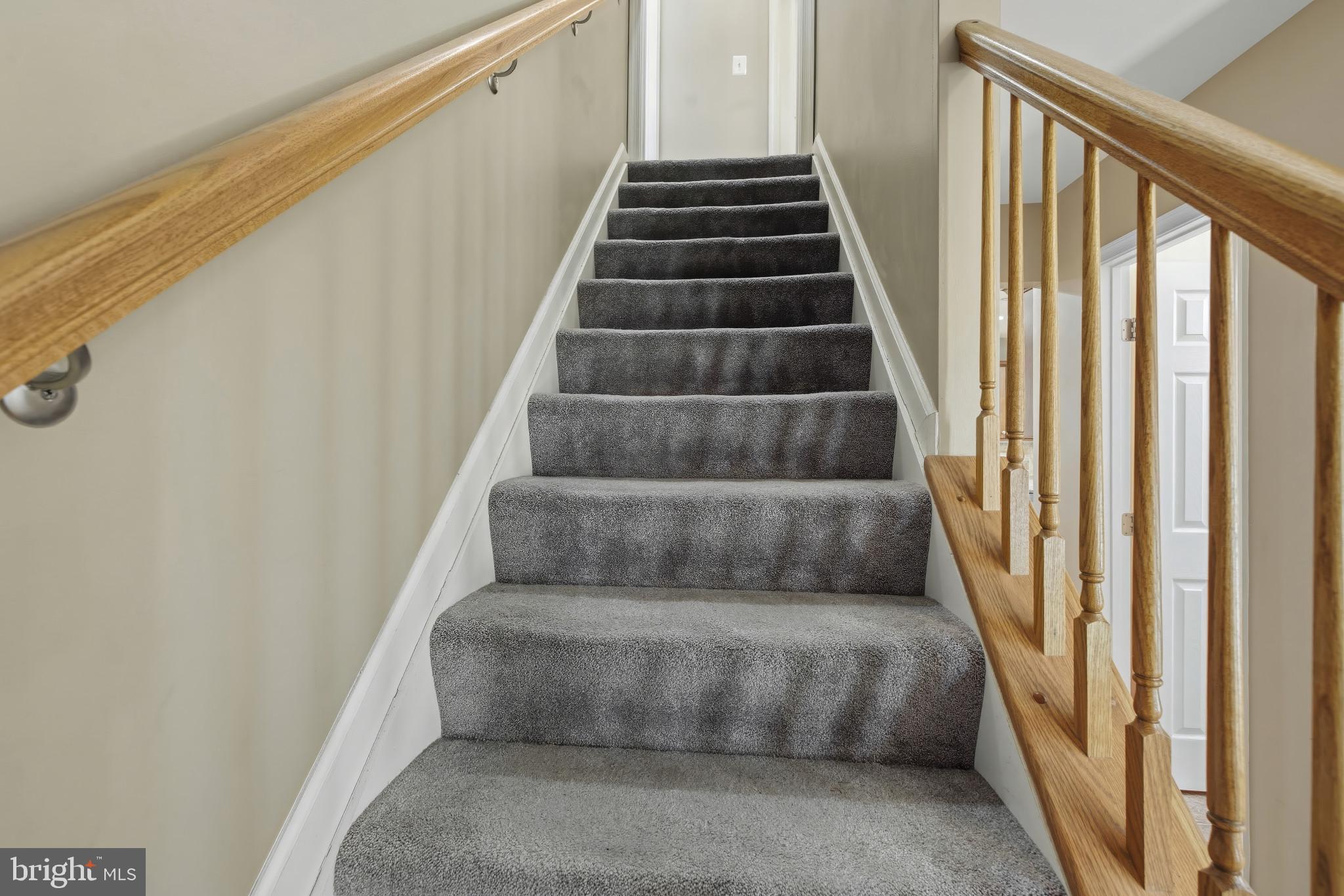 550 YELLOW LILY COURT