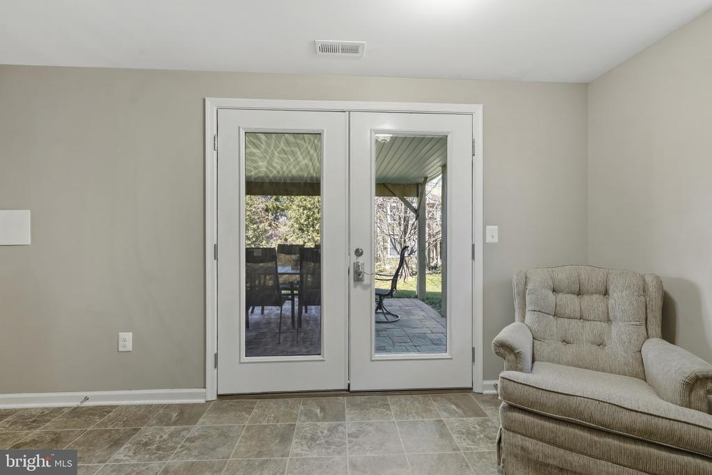 550 YELLOW LILY COURT