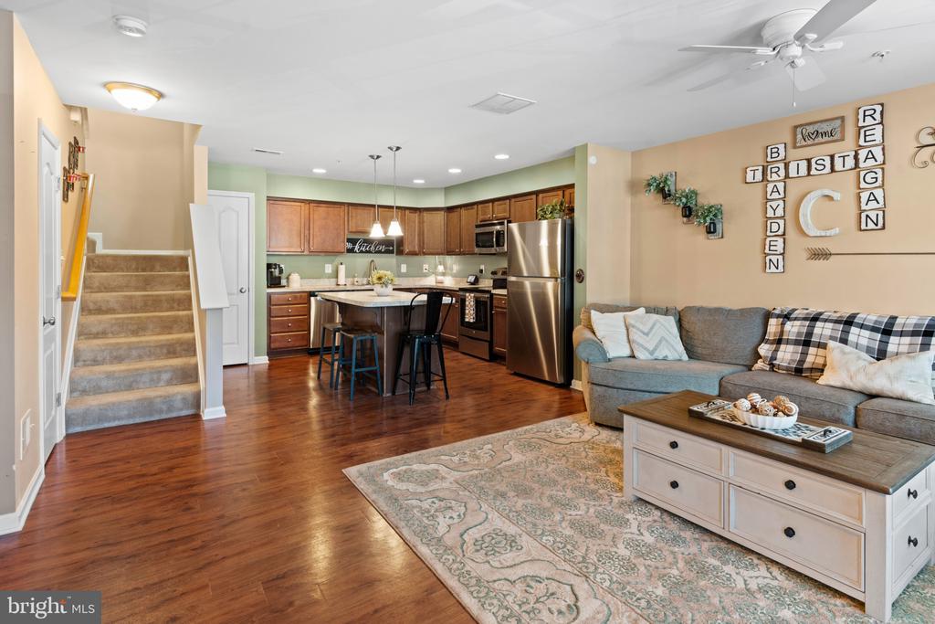 1819 CASSANDRA DRIVE 171