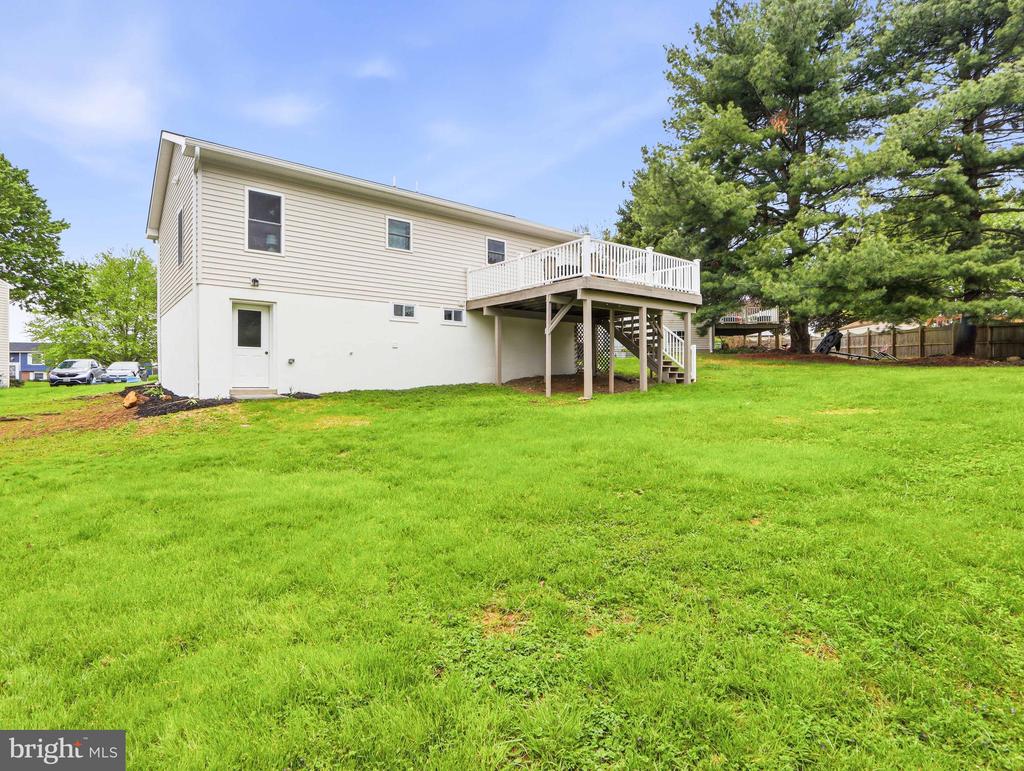 683 SUNFLOWER COURT