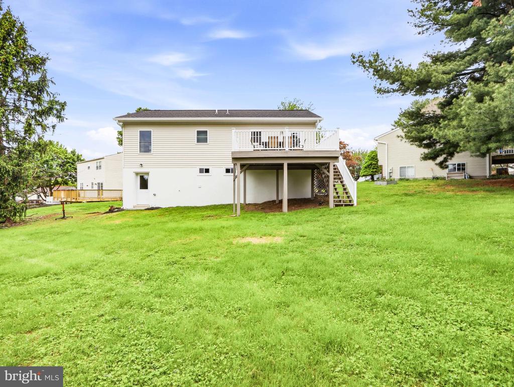 683 SUNFLOWER COURT