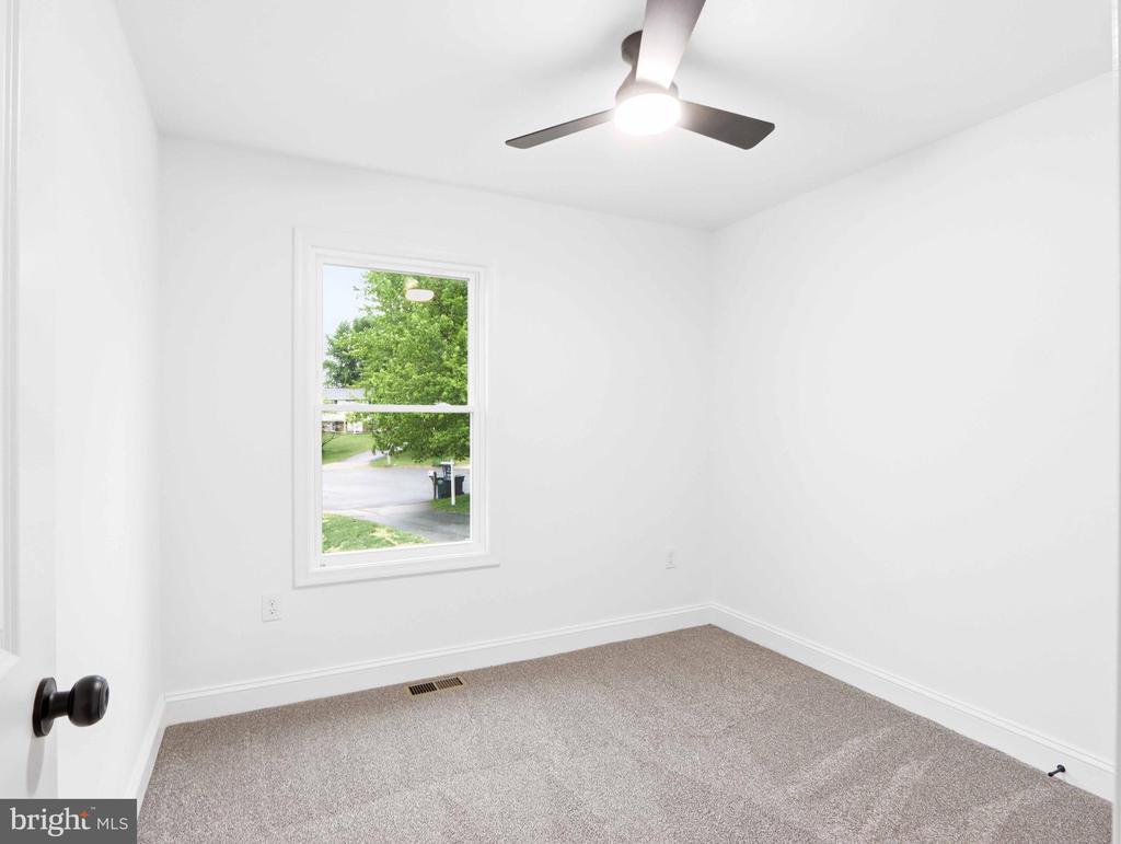 683 SUNFLOWER COURT