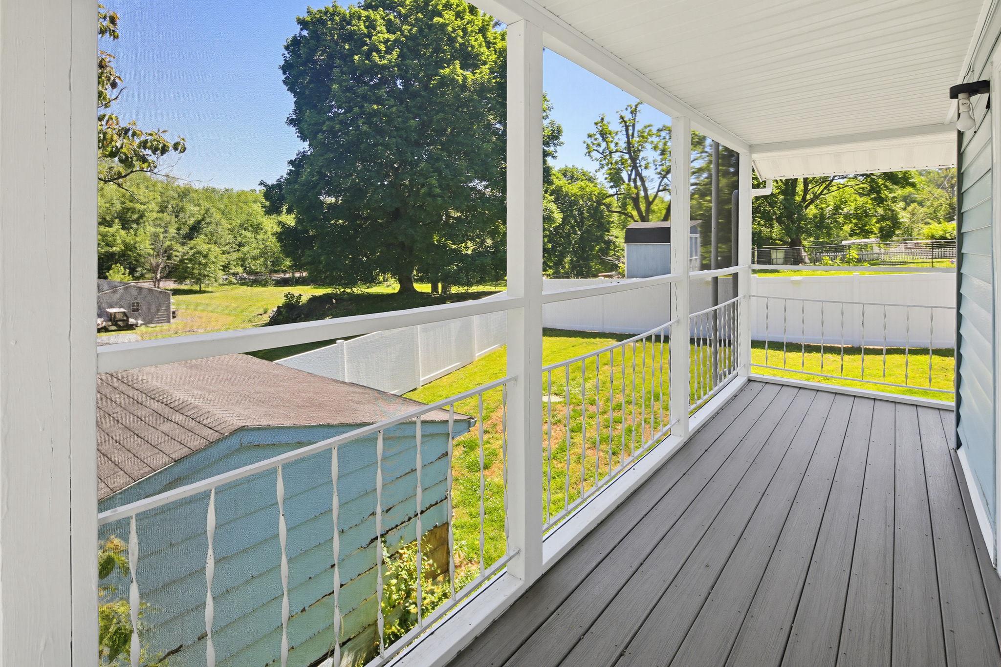 119 SCHOOLHOUSE ROAD