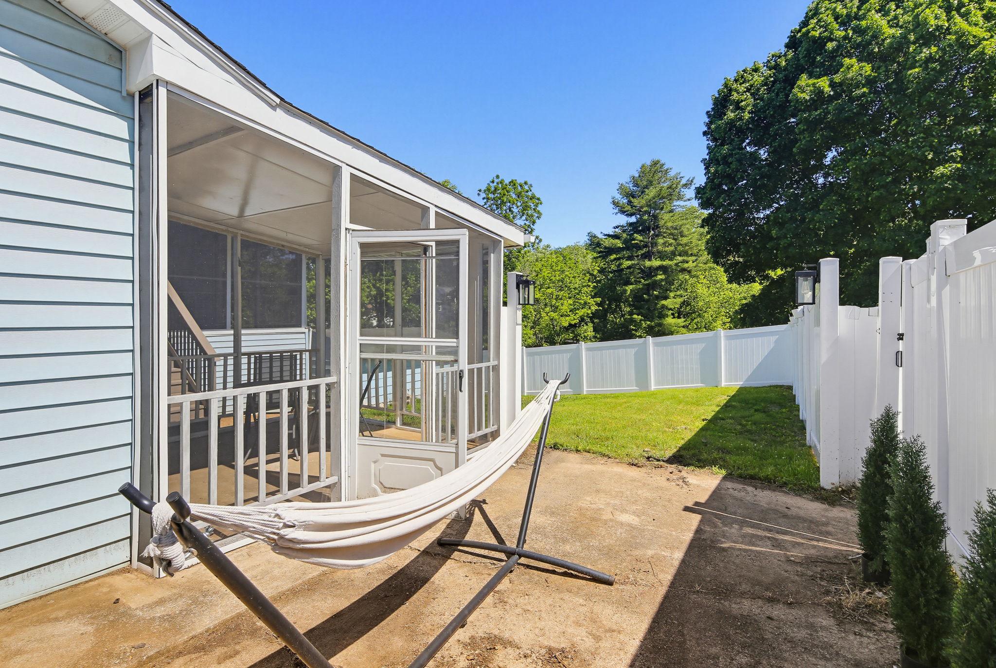119 SCHOOLHOUSE ROAD