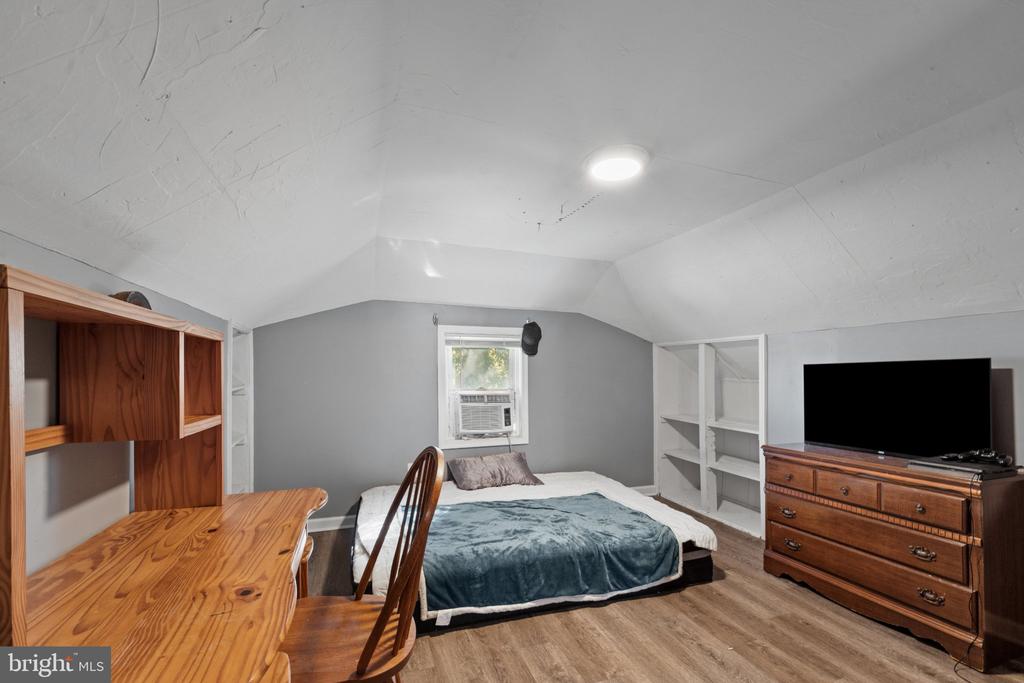 1310 WASHINGTON ROAD