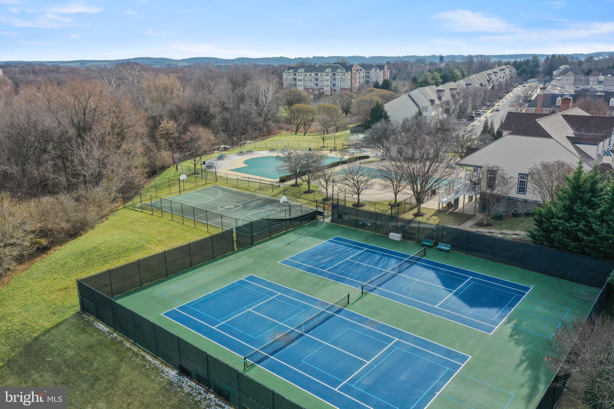 2413 Rippling Brook Rd