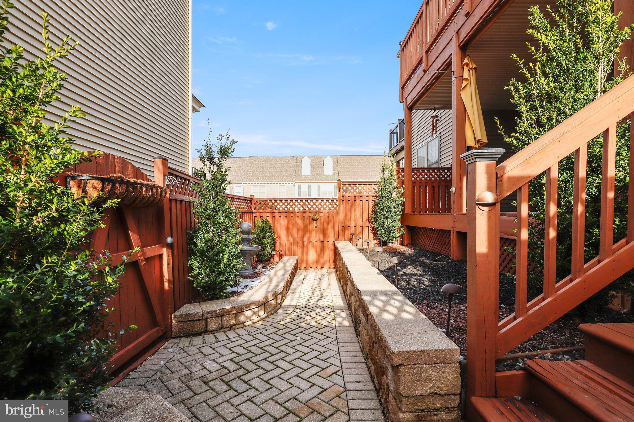 2413 Rippling Brook Rd