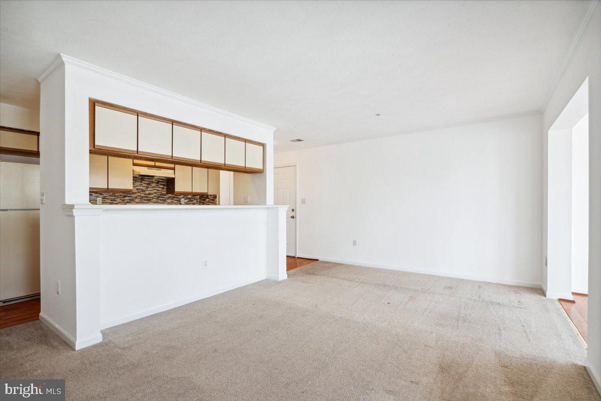 613 Himes Ave #Xi105