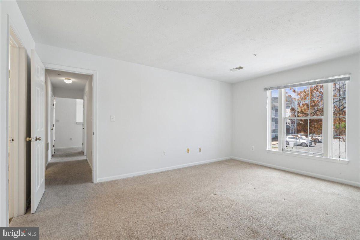 613 Himes Ave #Xi105
