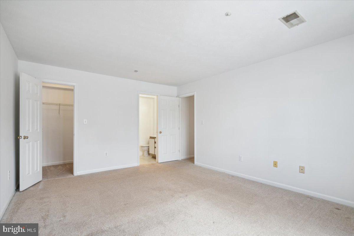 613 Himes Ave #Xi105