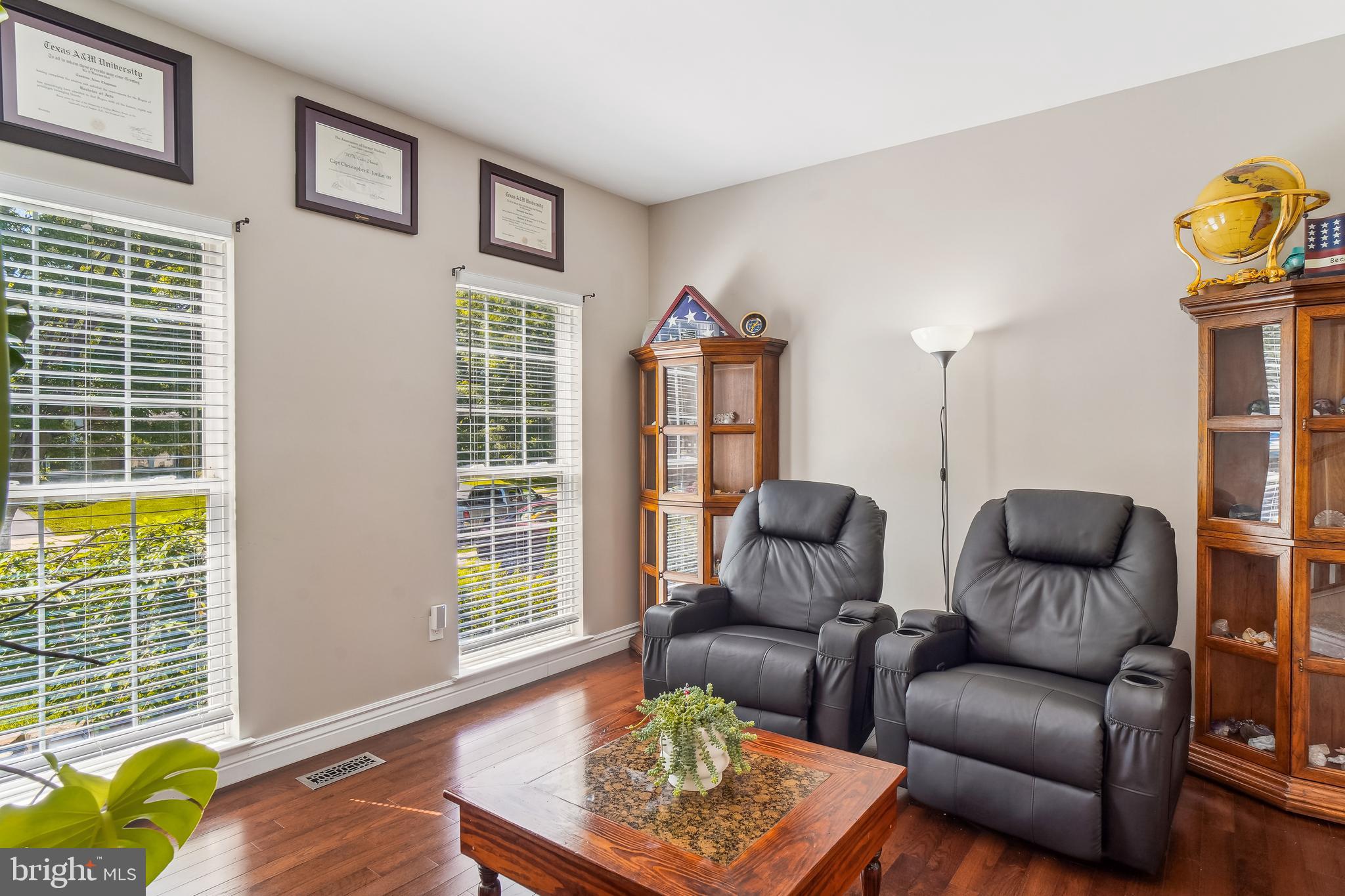 1745 Algonquin Rd