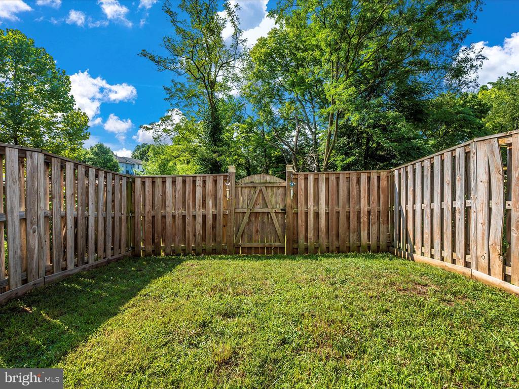 503 Ellison Ct