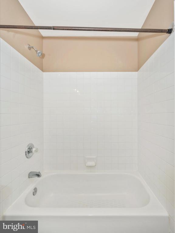 503 Ellison Ct
