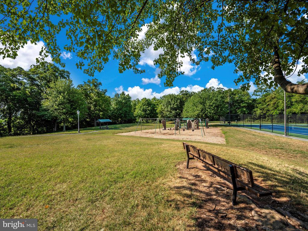 503 Ellison Ct