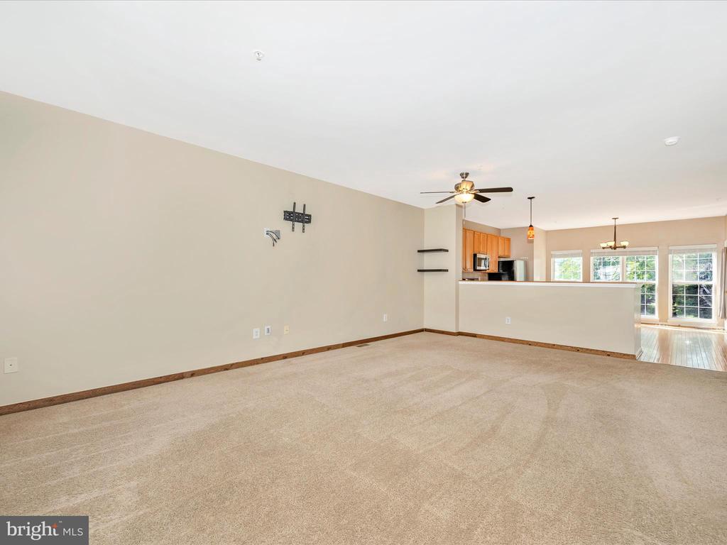 503 Ellison Ct