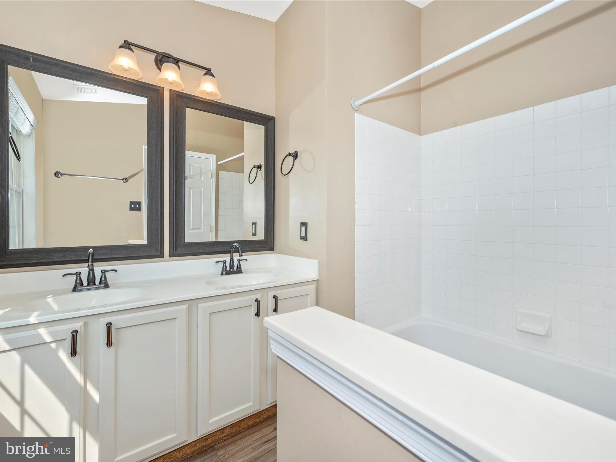 503 Ellison Ct