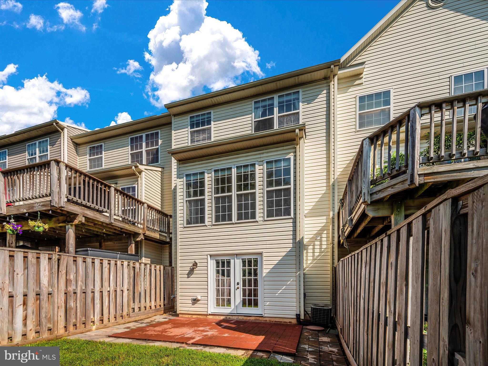 503 Ellison Ct