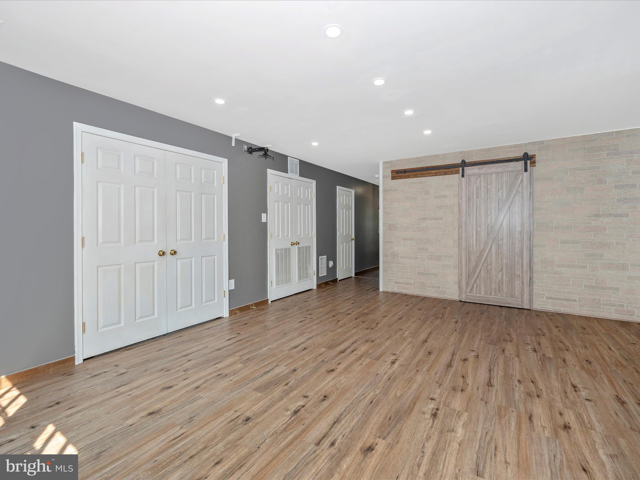 503 Ellison Ct