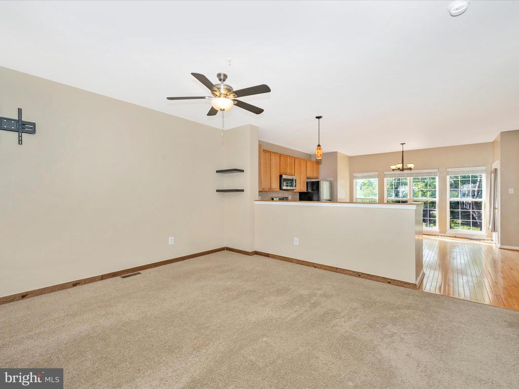503 Ellison Ct