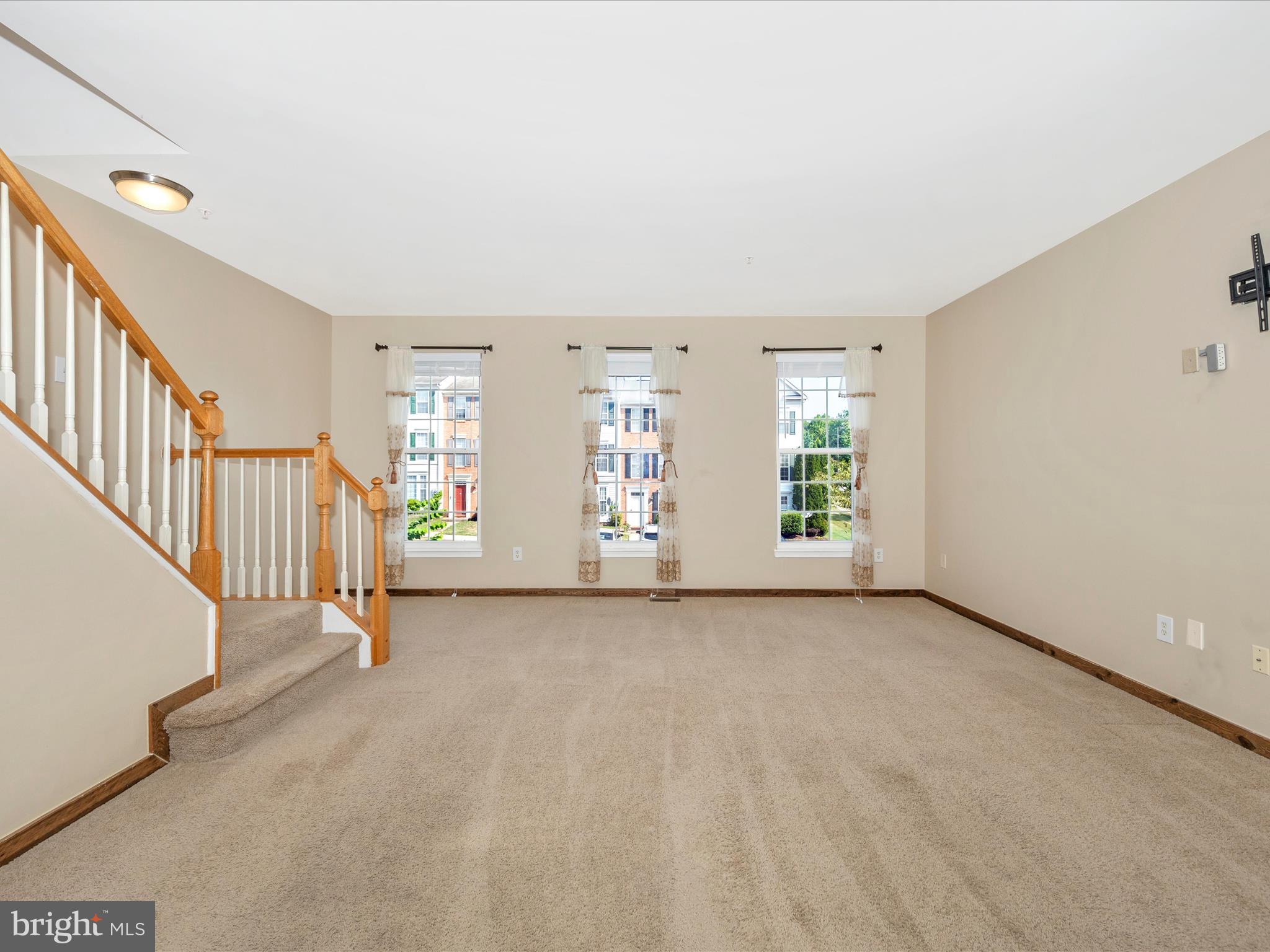 503 Ellison Ct