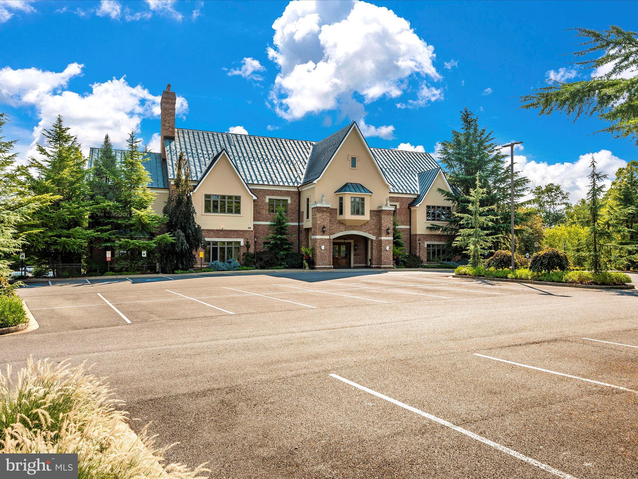 503 Ellison Ct