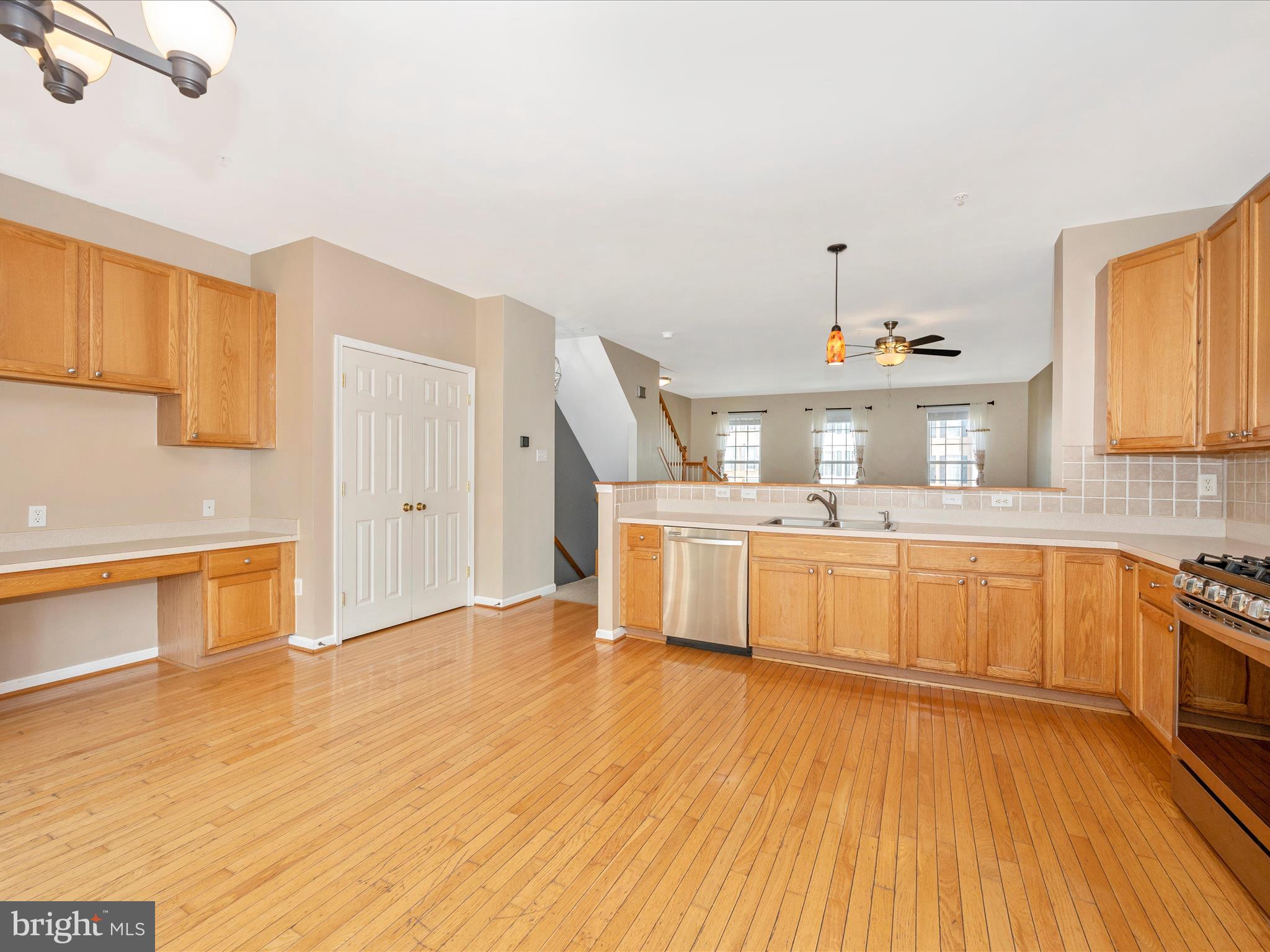 503 Ellison Ct