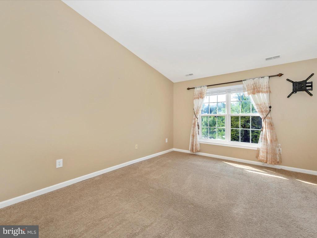 503 Ellison Ct
