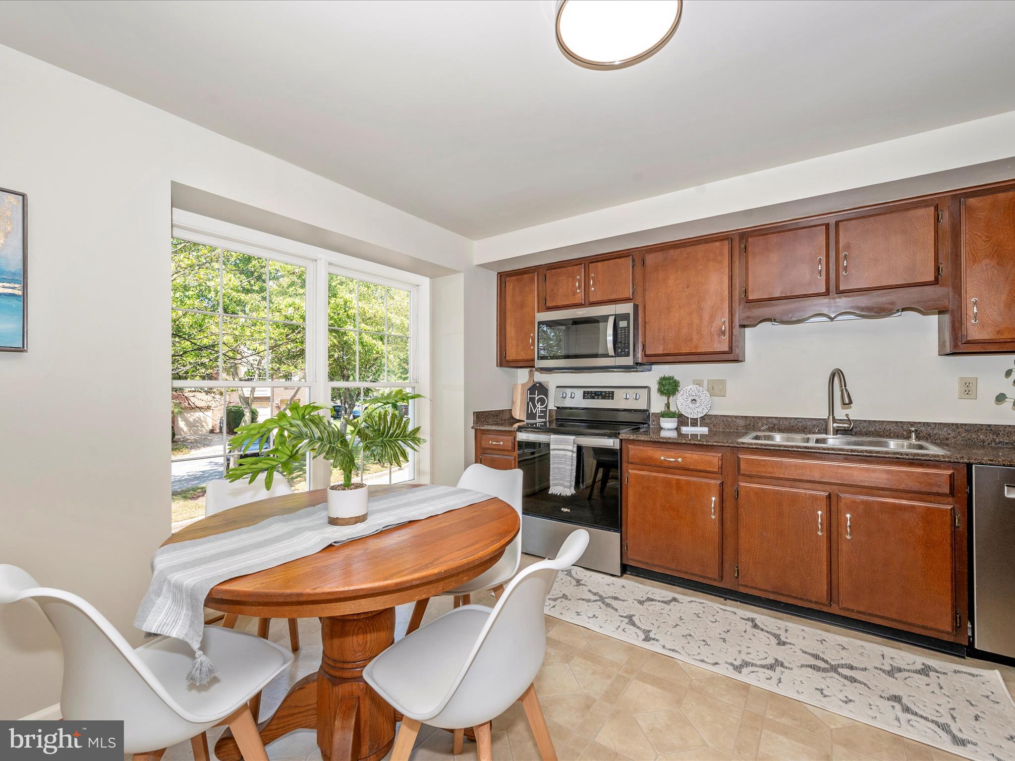 7993 Schooner Ct