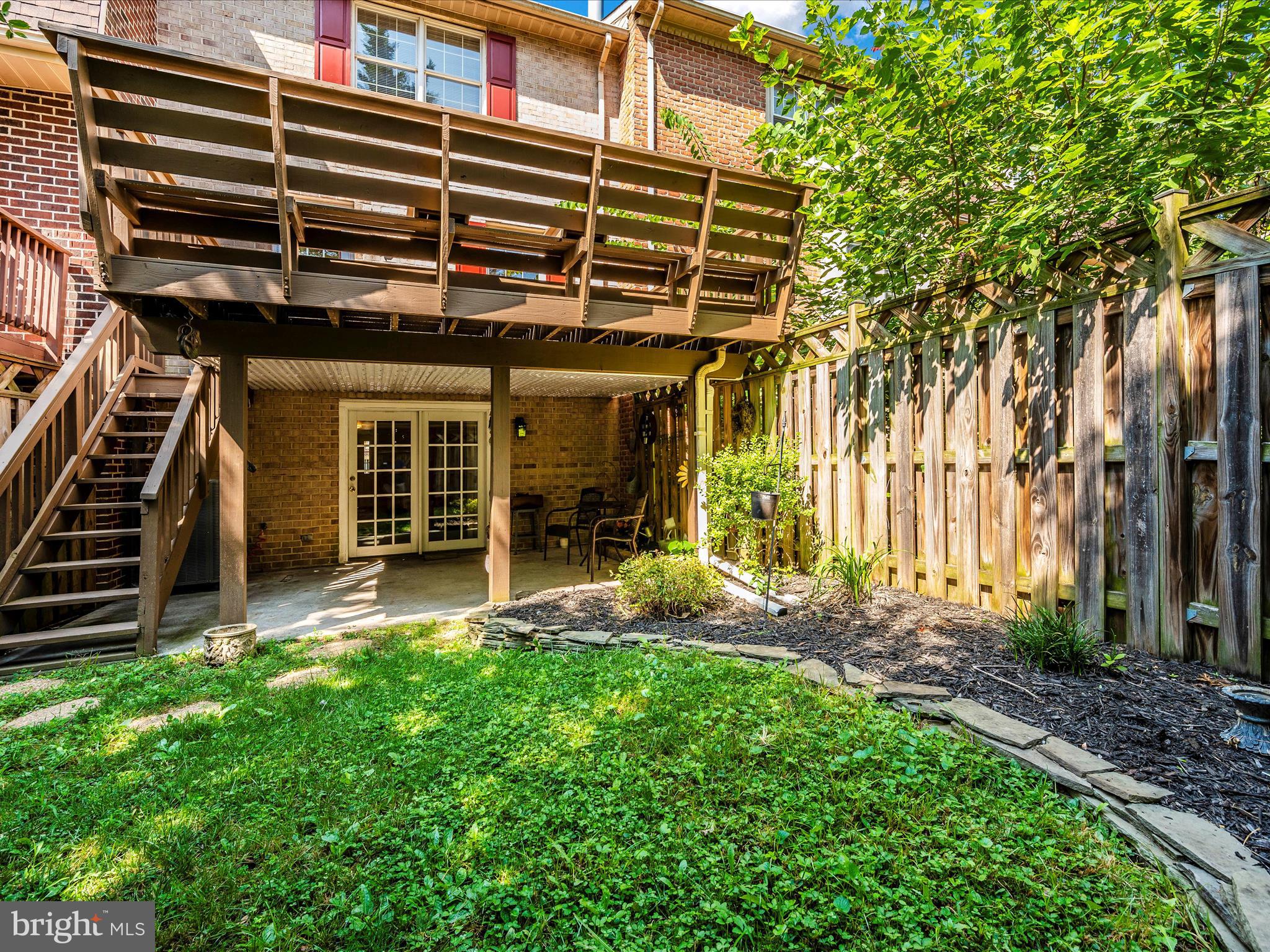 7993 Schooner Ct