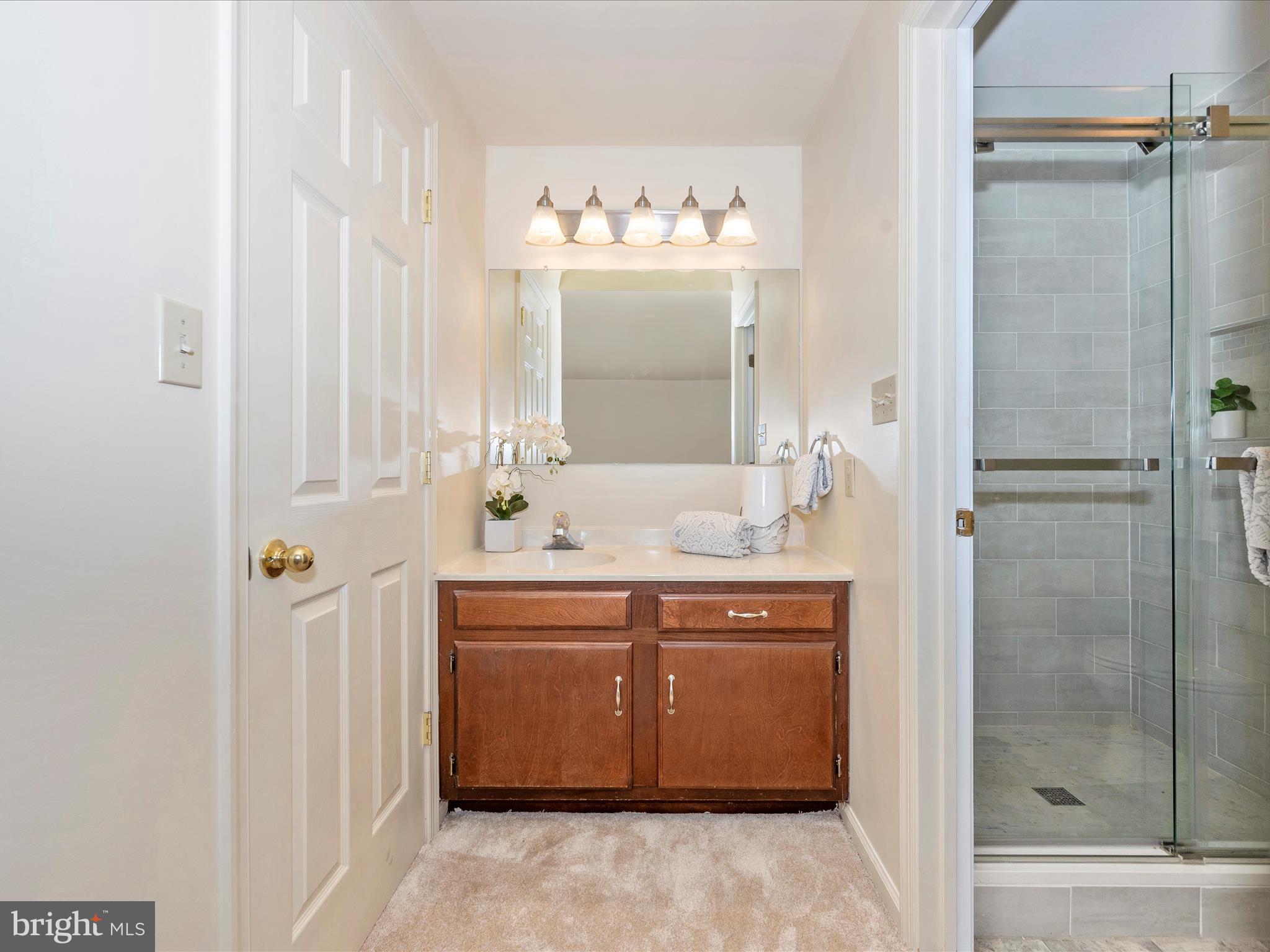 7993 Schooner Ct