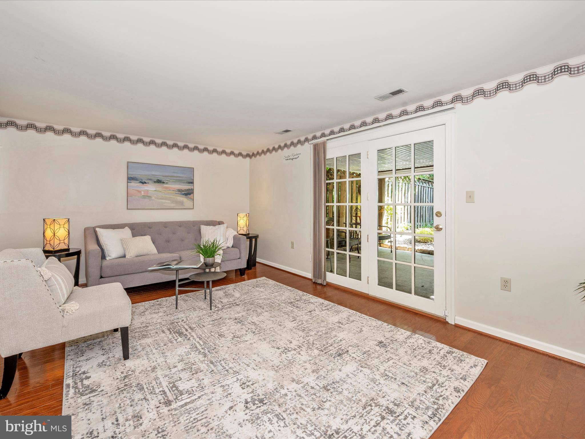 7993 Schooner Ct