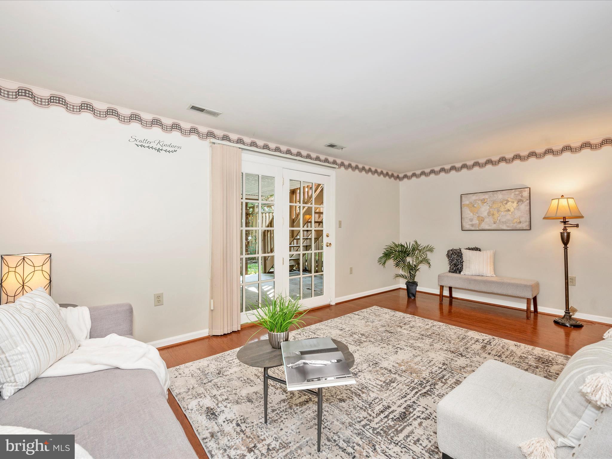 7993 Schooner Ct