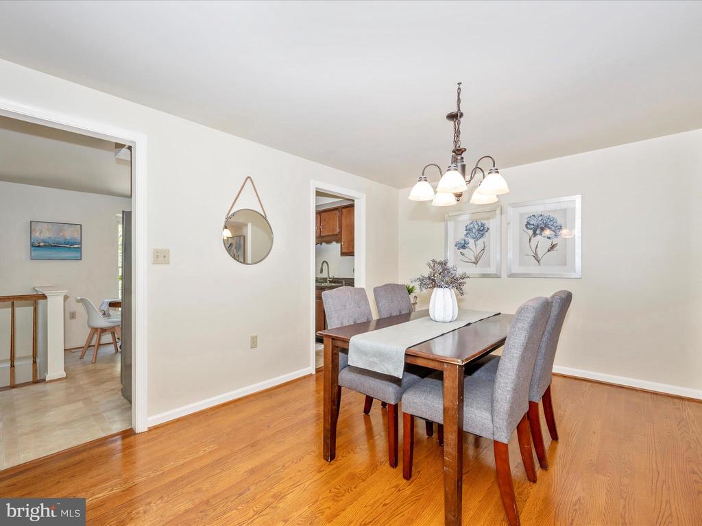 7993 Schooner Ct