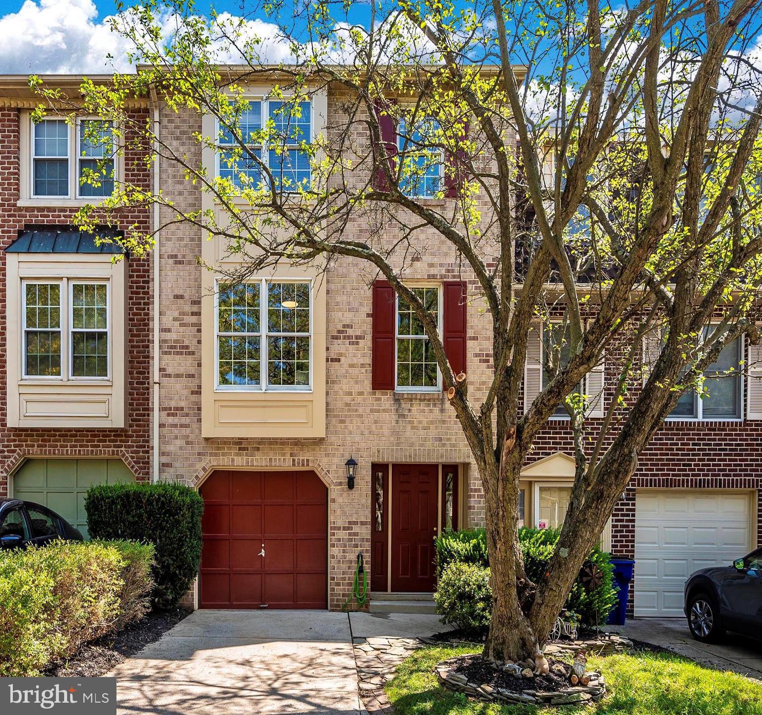 7993 Schooner Ct